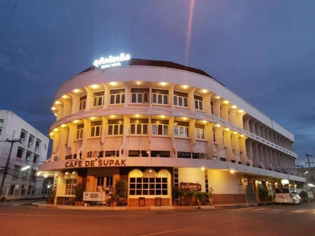 Supak Hotel Kalasin Exterior foto